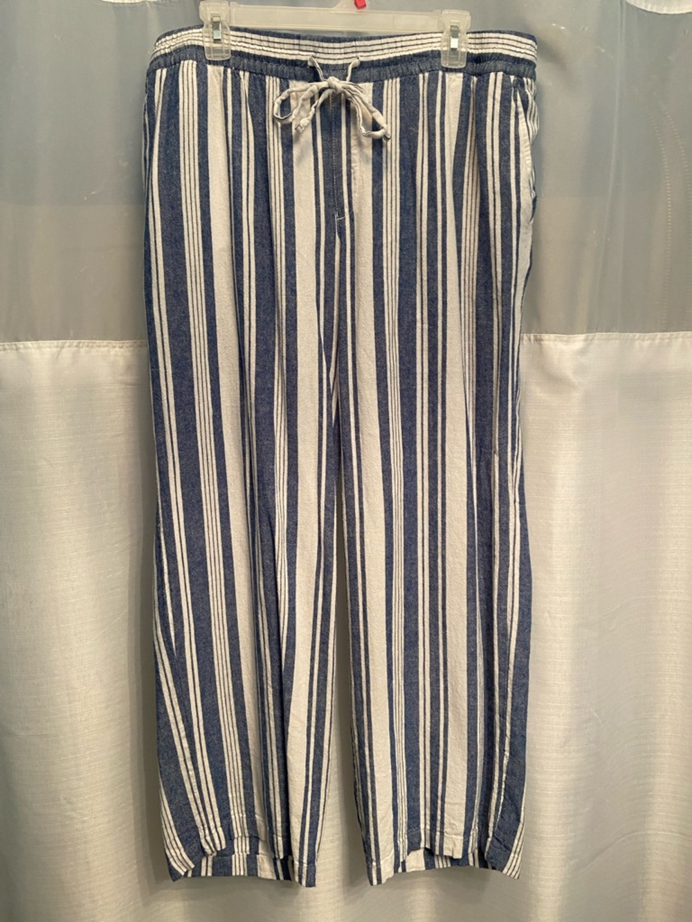 Old Navy Navy and White Striped Drawstring Joggers